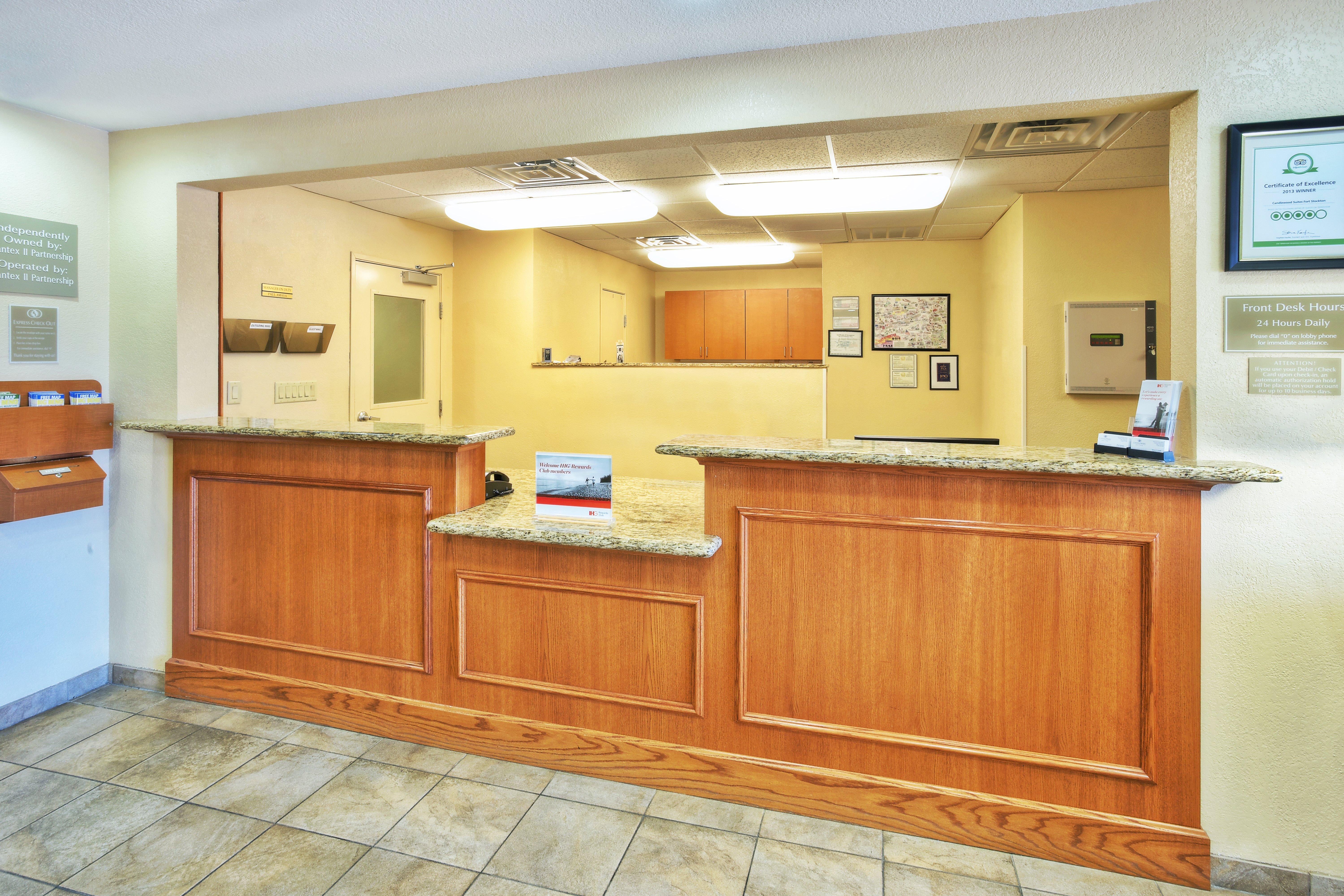 Candlewood Suites Fort Stockton By Ihg Екстериор снимка